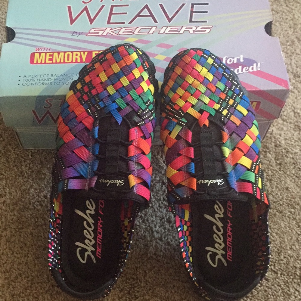 Skechers Weave women’s shoes